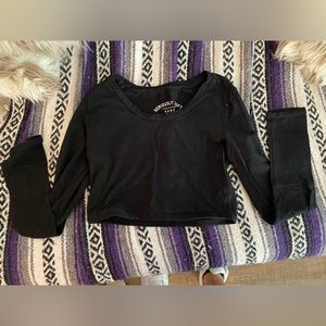 Long sleeve crop top